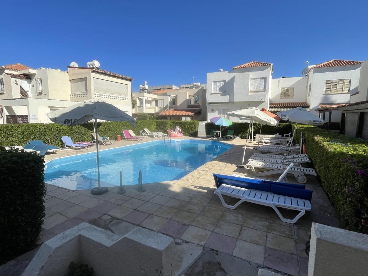 Nerina Lägenhet Paphos Exteriör bild