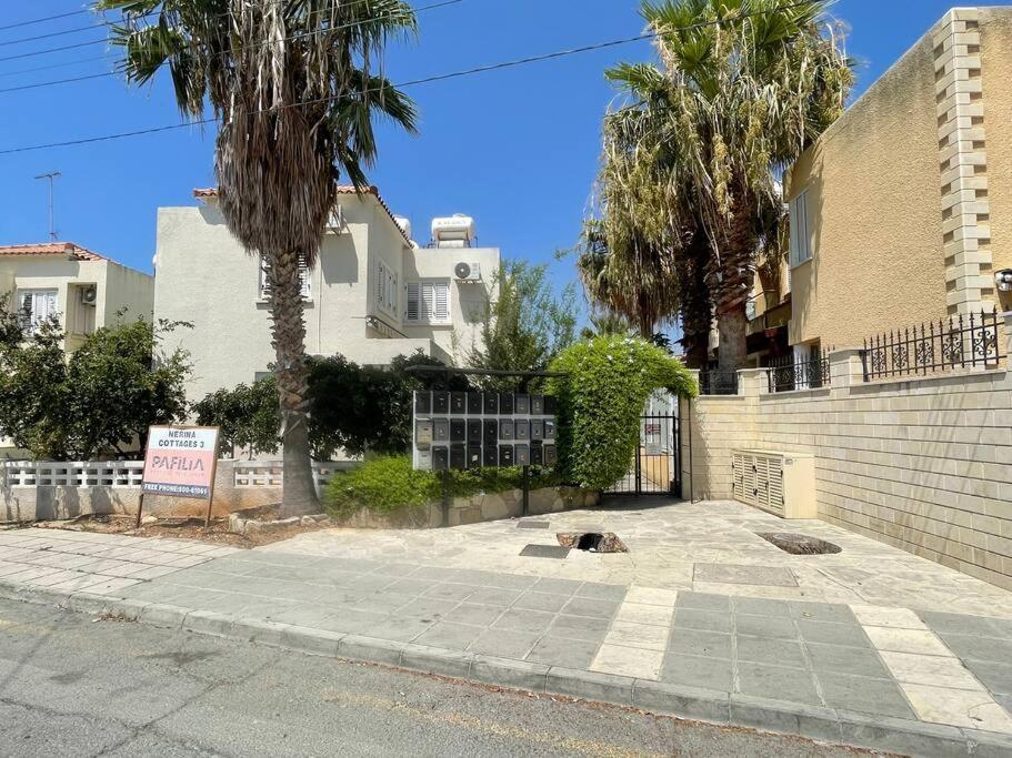 Nerina Lägenhet Paphos Exteriör bild